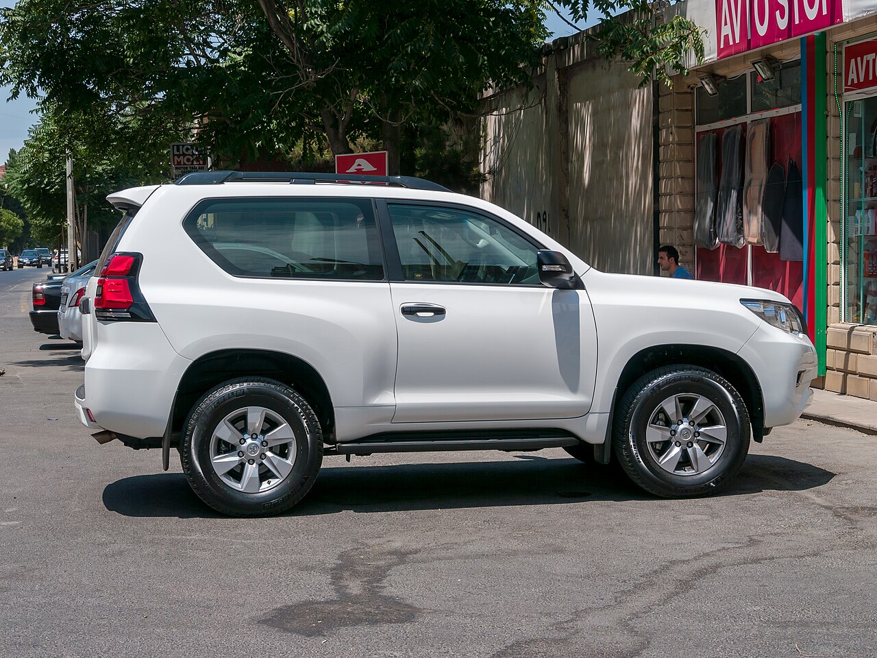 Toyota Land Cruiser Prado 2019 (daily hire)